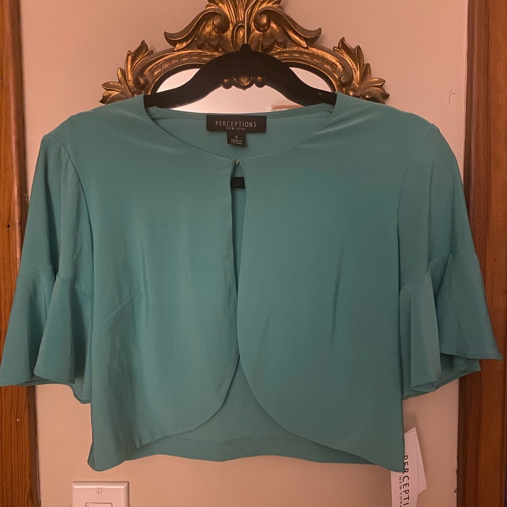 ELEGANT SHRUG
